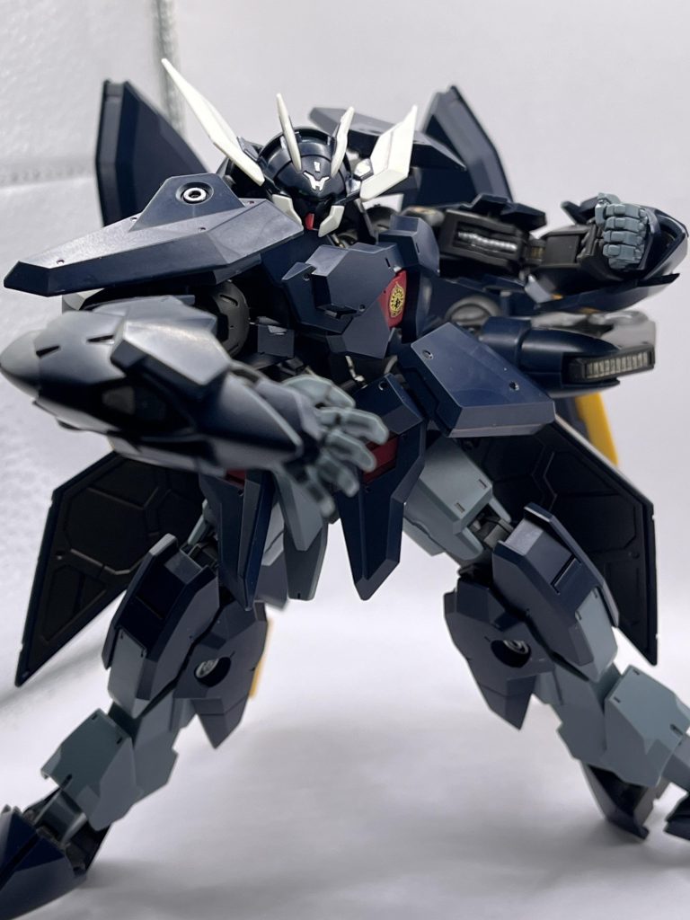 スクリューパンチの構え