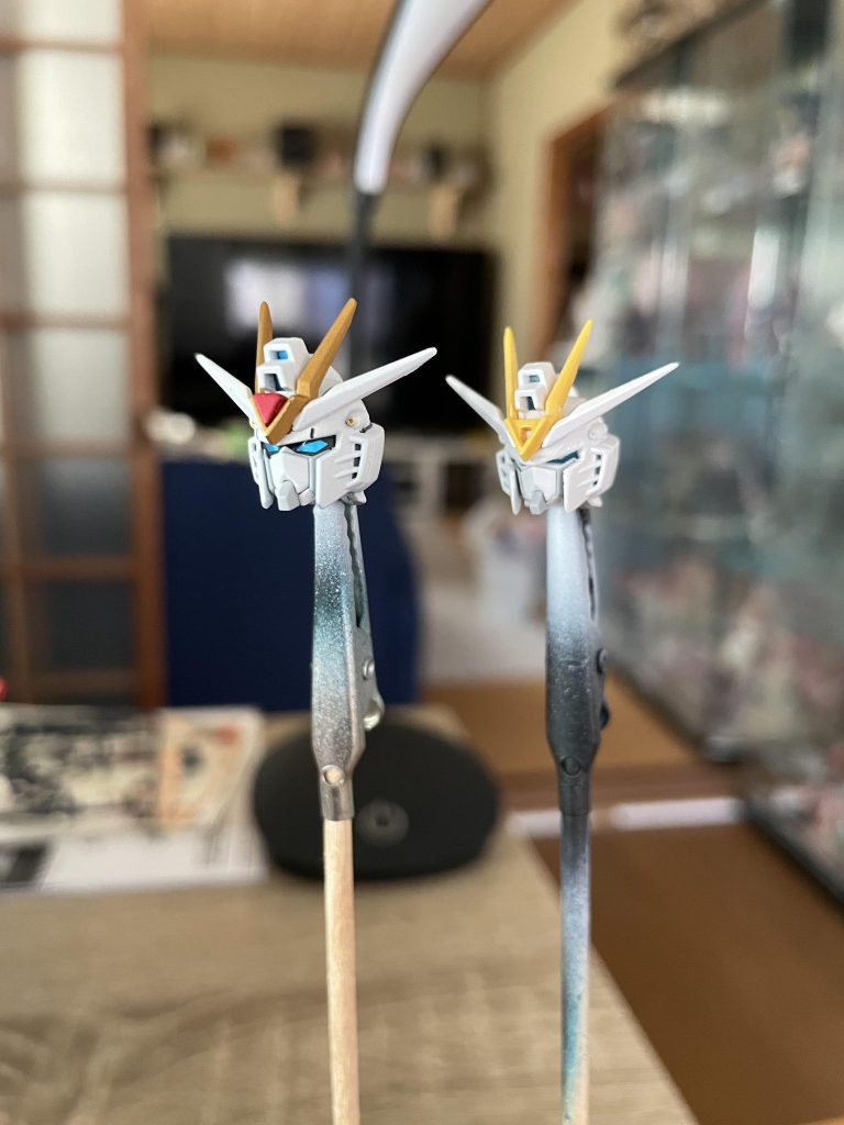 素組のライジングフリーダムはお顔がとても優しい表情してるので、目つき、頬、顎周辺を改修