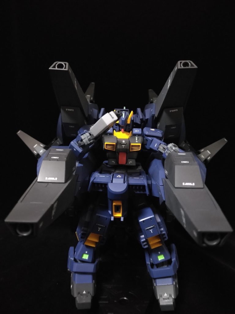 ヘイズルにバインダーが付いているのではなく、最早バインダーにヘイズルが、付いている