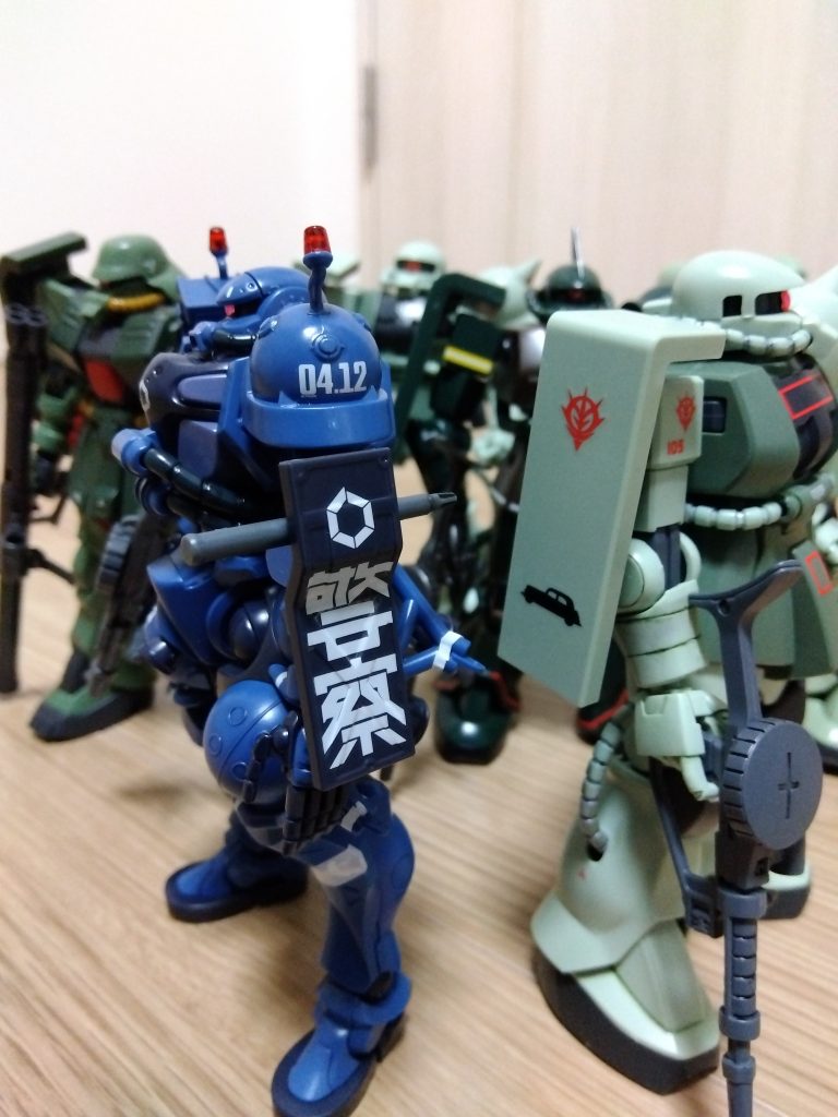 軍警ザク–3枚目/制作者：@toyo06r