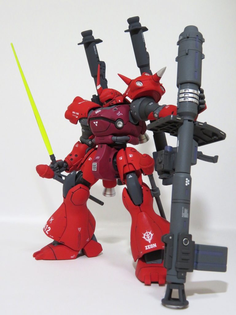 HGUC　シャア専用ケンプファー&nbsp;ケンプファーをシャア専用カラーに塗装しました。チェーン・マインは、シャアっぽくないと思い、ラケーテン・バズを代わりに装備しています。