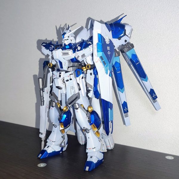 Hi-νガンダム　素組全塗装