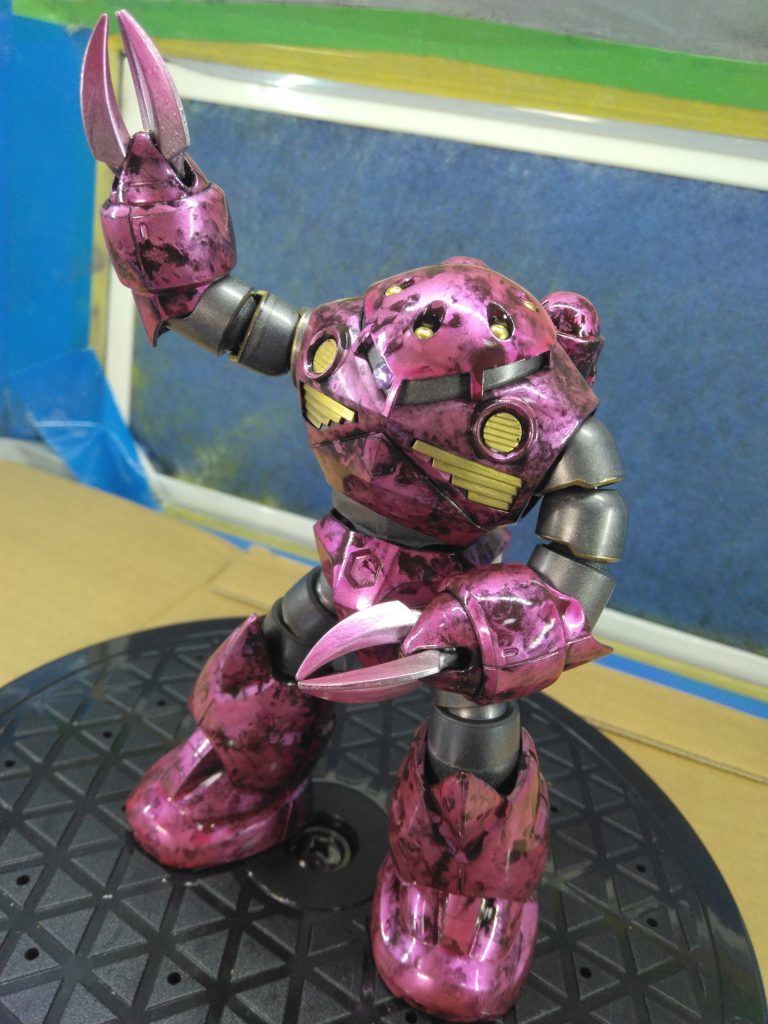 ラップ塗装ピンクズゴック完成　戦隊完成まであと一体