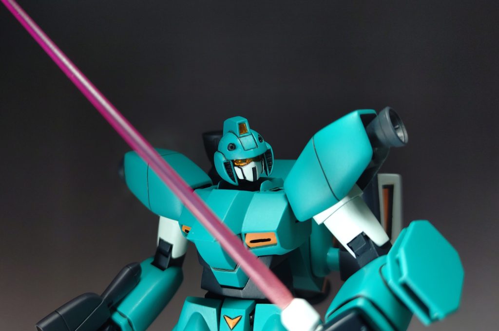 ツインアイの設定を拾いたかったのでゴーグルを透明にしたり二重構造にしたりで大苦戦しました