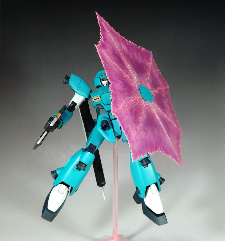 ビームシールドを新造キットの物よりも巨大にやりたかった事が出来ました