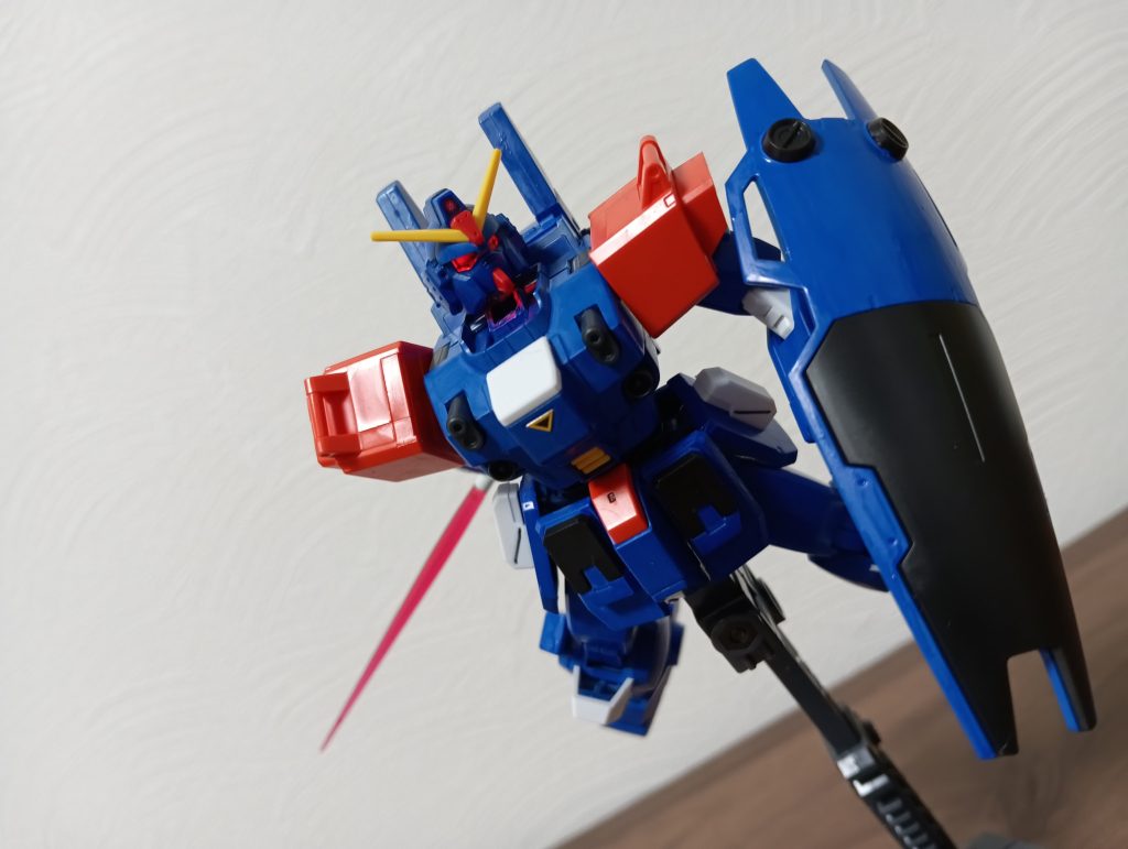 HGのブルーディスティニー2号機（ニムバス・カラー）