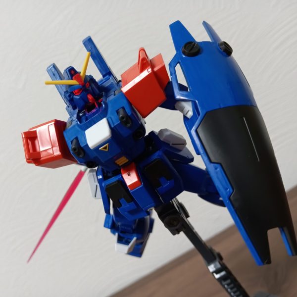 HGのブルーディスティニー2号機（ニムバス・カラー）