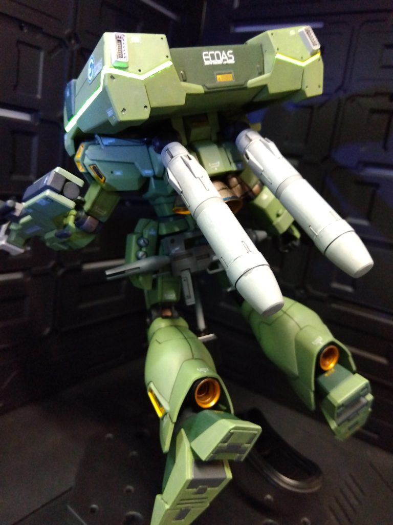 自分的にパワードアームズのミサイルは大きさ、長さ、形状がタンクにピッタリでお気に入り。