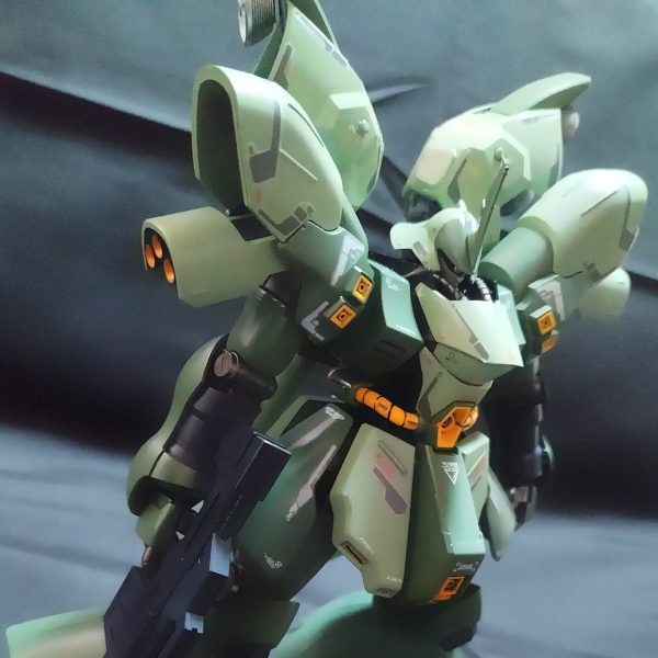 サザビー　オシリス