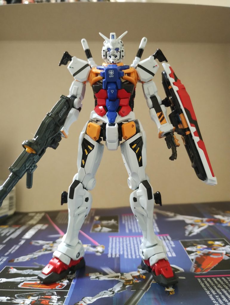 HG白いガンダム–3枚目/制作者：ポチャ猫