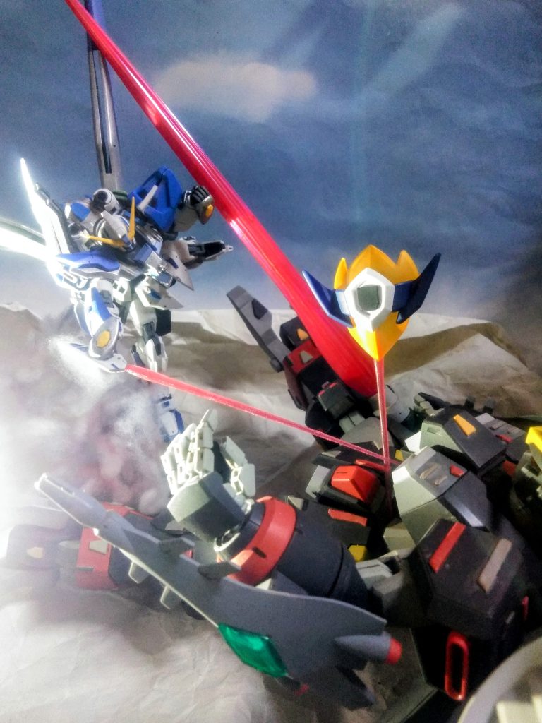 超大型ビームサーベルを振り回す『HUGP デストロイ』を　『RQM77 フラッシュエッジ G-6 シールドブーメラン』と　『RQM62F フラッシュエッジ 3 ビームサーベル(ブーメラン機能有)』を駆使して瞬殺❗『クリラ』を保護しようと近付くと、高速で飛来する所属不明機を告げるアラートが鳴り響きました🚨