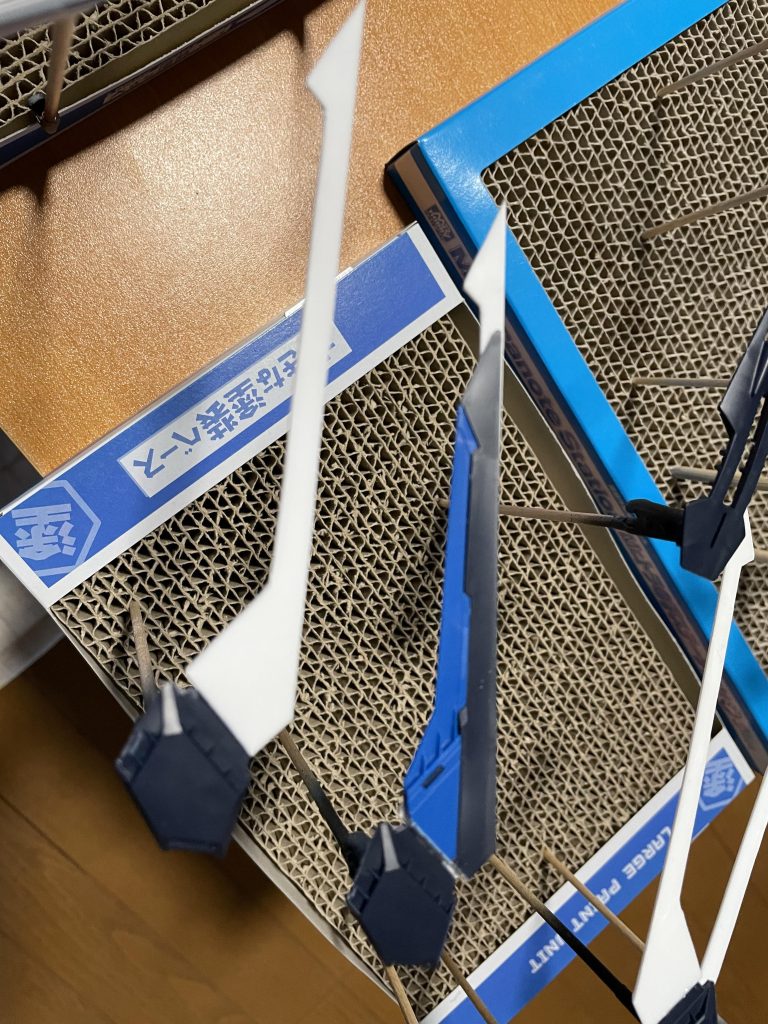 ウイング部はほぼプラ板で製作