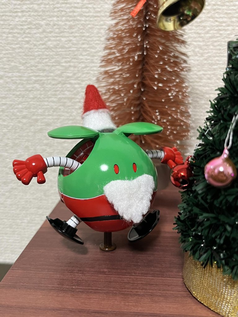 サンタハロ。曲面のスジボリって難しい。ハロにベルトがいるのか疑問だけど。