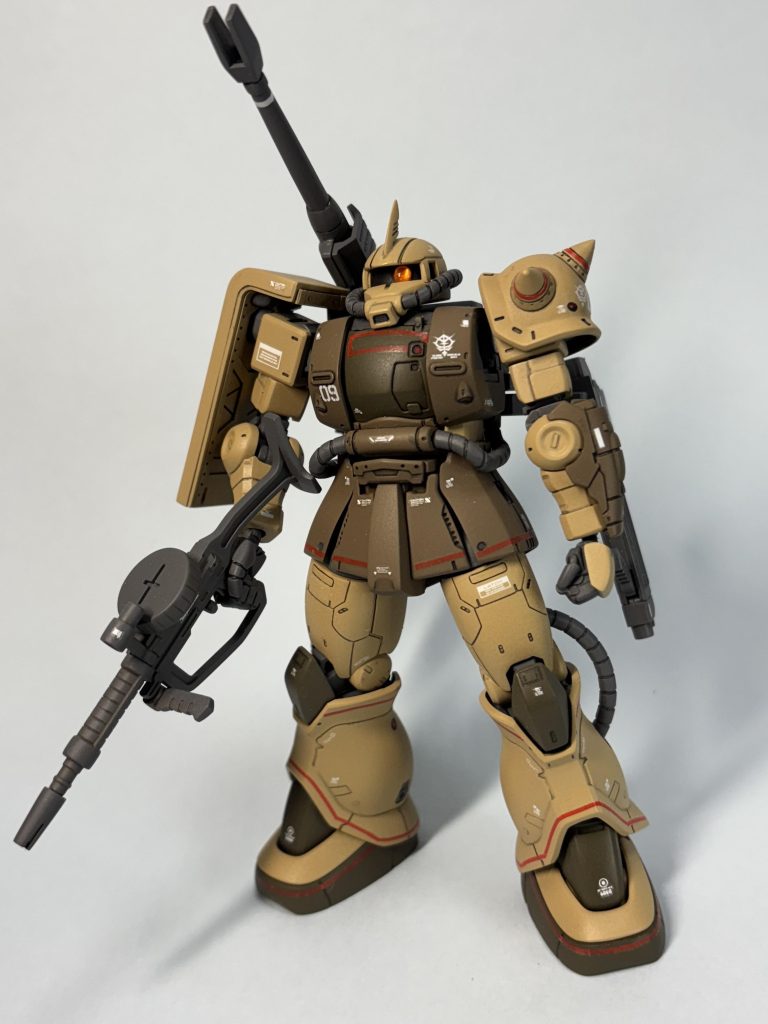 ザクマシンガン借りた。