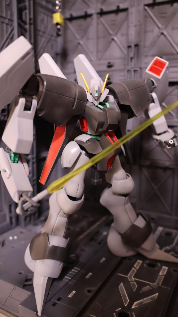 カラー変更と右手首の角度変更を行って「突き」ができるようにしております（人の心案件）