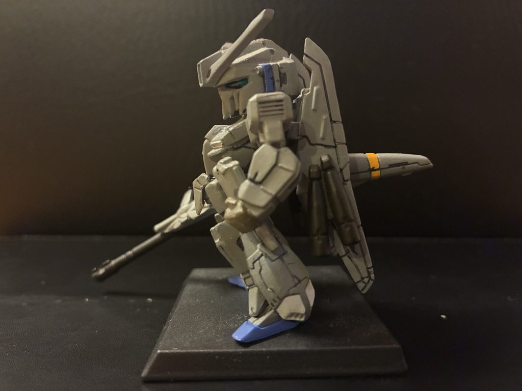 オレンジとグレーの配色が天才的✨