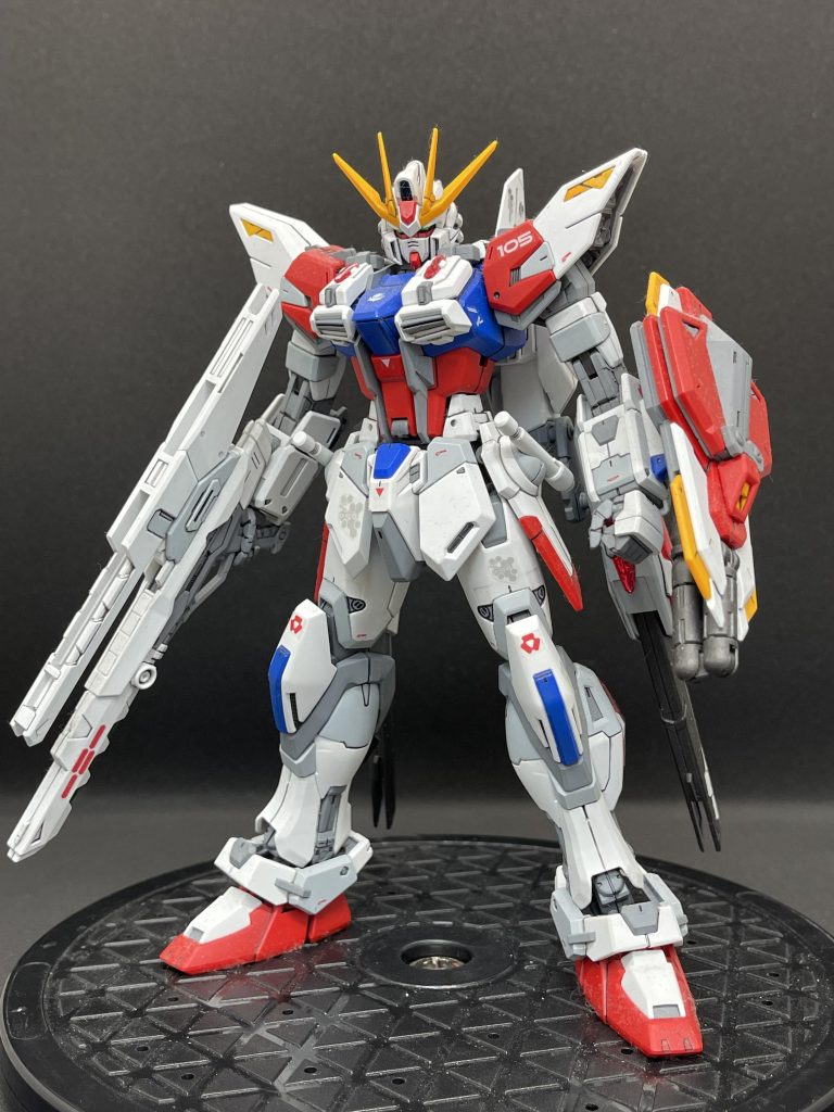 まだ缶スプレーしか使えなかった時代の作品ですが、今でも気に入っているキットです。部分塗装と一部筋彫りを追加してパネルの色分けをしています。