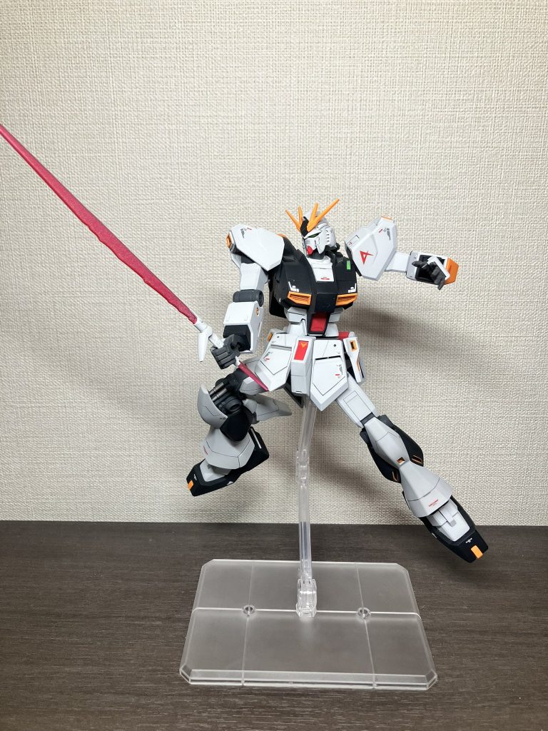 サーベル格闘。サザビー持ってないんですけど、やっぱり並べたくなりますね。以上、ご覧いただいた方ありがとうございました~。