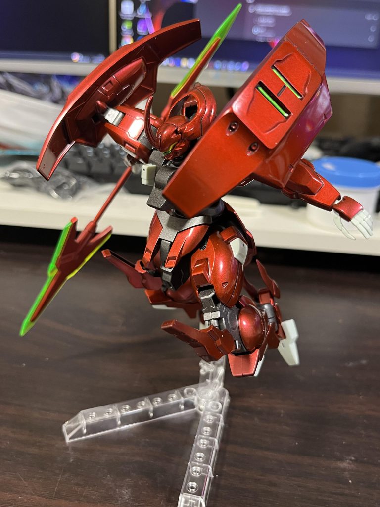 キャンディ塗装やりてぇなぁ…でダリルバルデ勝手がわからず瓶3本くらい消費して大層ビックリした記憶