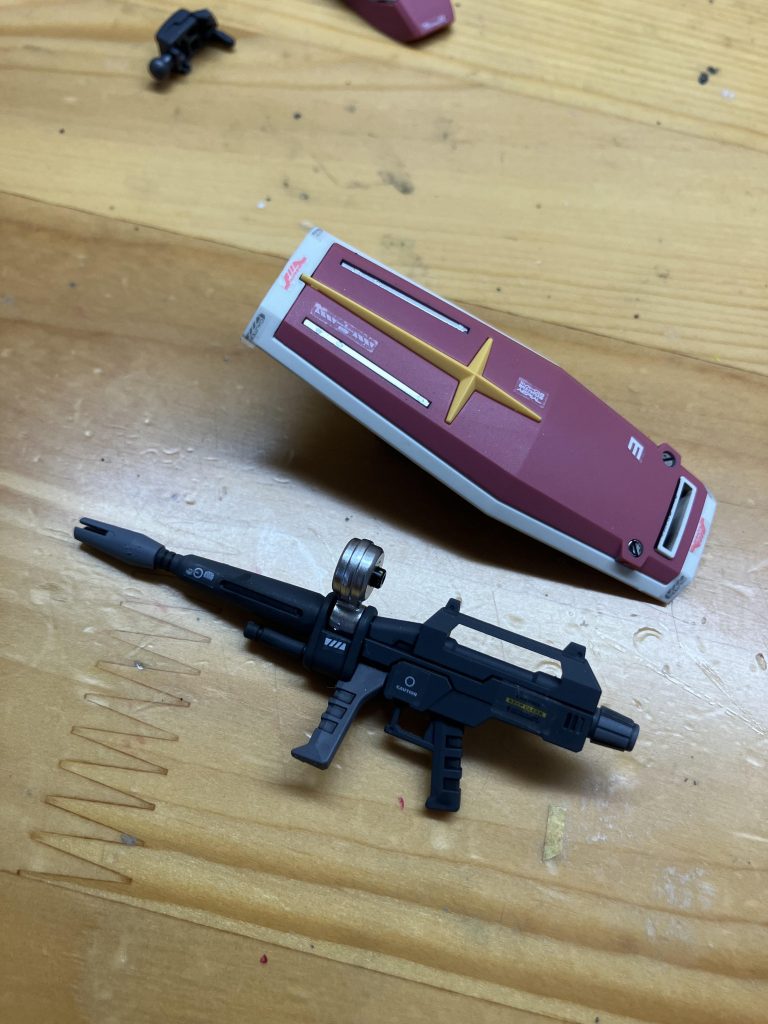 ビームライフルは「ガイア メカサフ(3種類)」を使用しました!