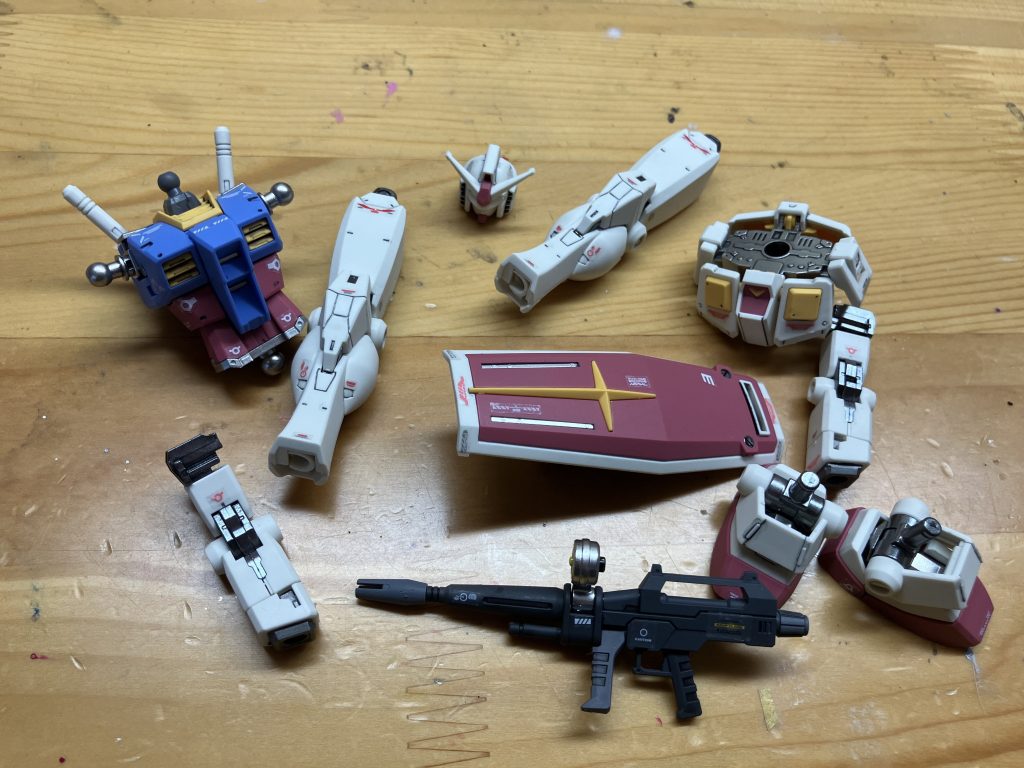 デカール張りが、地味〜に大変でしたw🤣