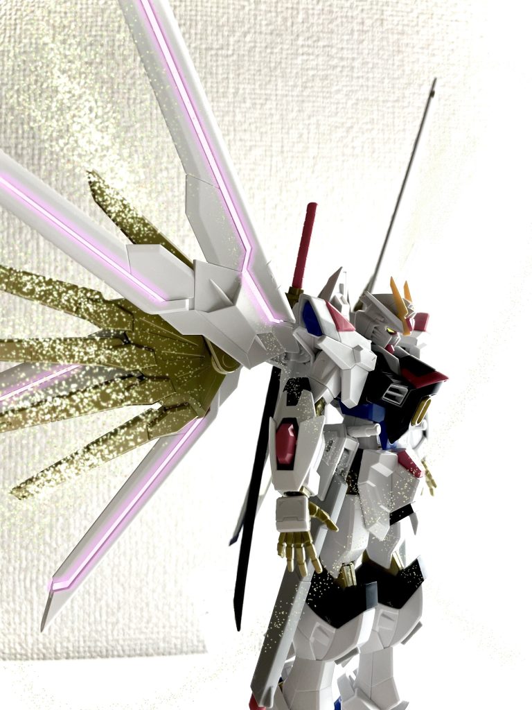 HGCE 1/144 マイティーストライクフリーダムガンダム