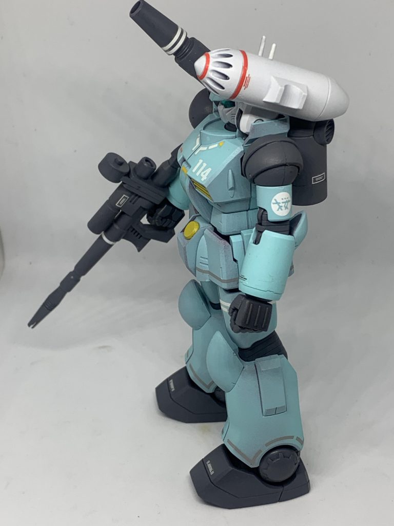 桜井杏菜さんにちなんで「桜」デカールも貼っています。