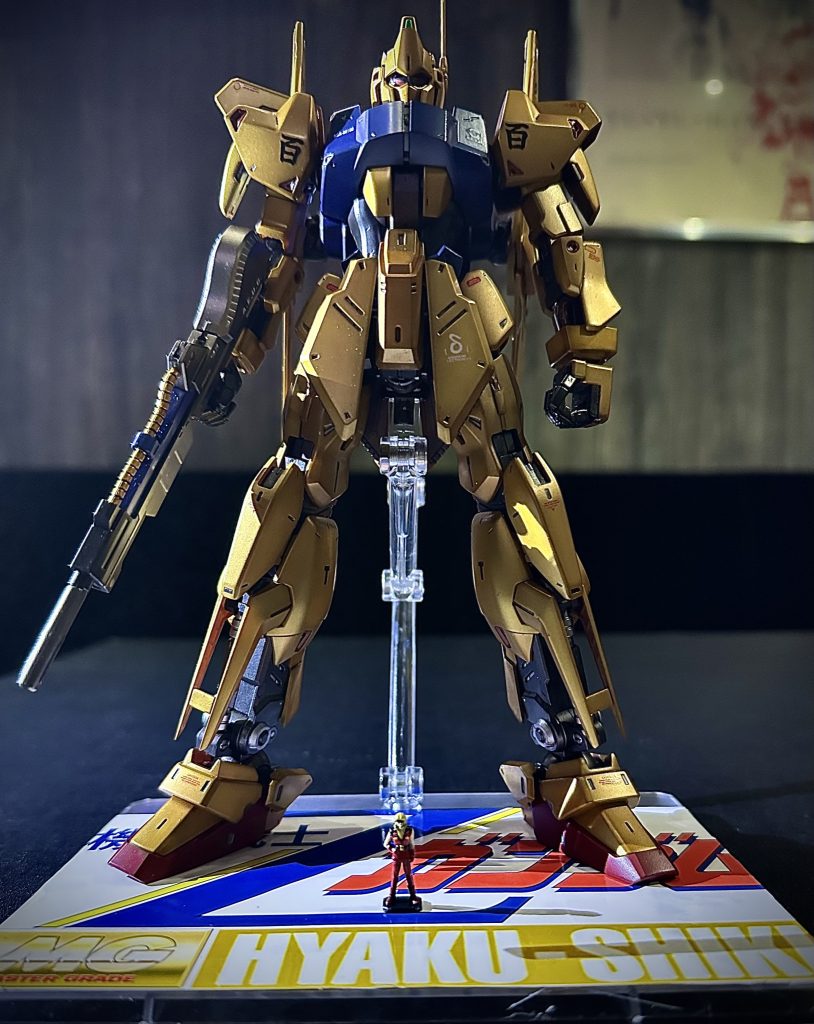 クワトロをメインとしてあたかも愛機との記念撮影をしているように撮影この構図が一番好き