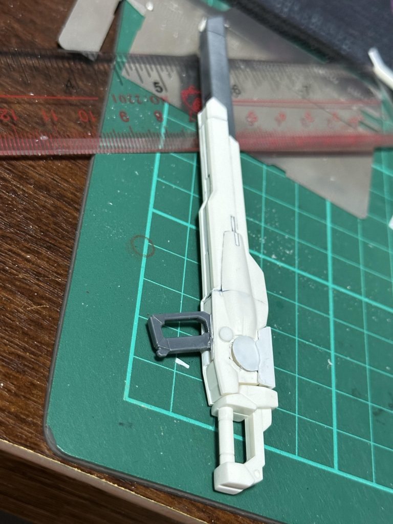 筆塗り全塗装 HG-デスティニーガンダム (ルナマリア・ホーク専用機)–4枚目/制作者：KaTim