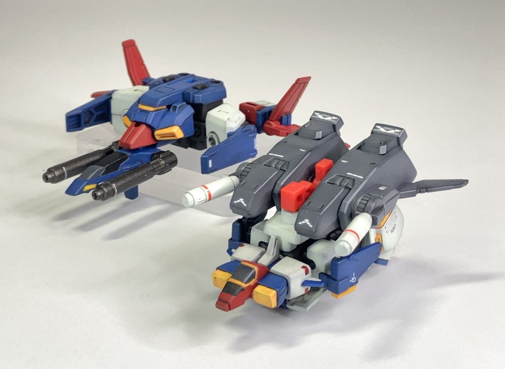 コアトップ＆コアベース合体後のダブルビームライフルの形状を優先し、コアトップの形状が少し違います。