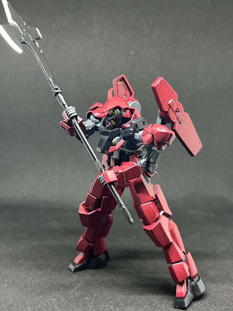 センサーカメラ開いて攻撃をするイメージ。