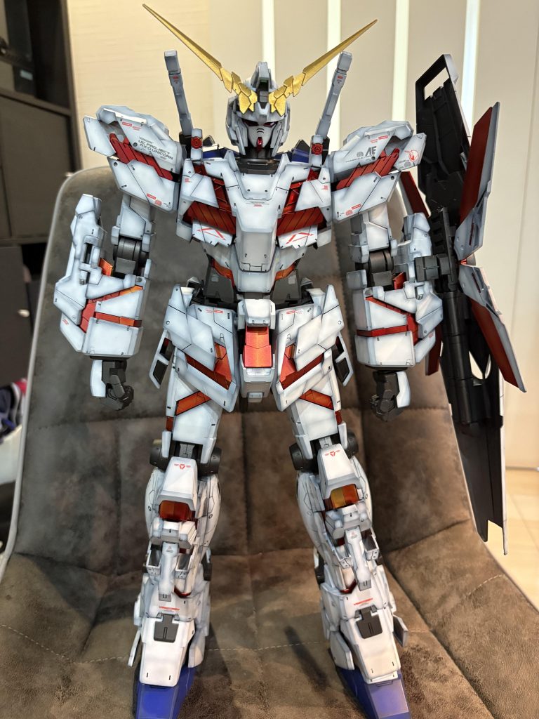 真正面ポージング付けたくても何度も分解仮組みをしたせいで関節が死にかけなので素立ちで