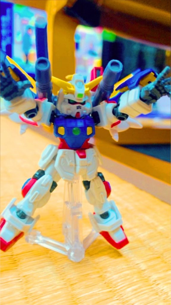 作品名：初投稿〜！<p>初投稿！ 今回は僕の好きなモビルスーツを紹介しようと思います！ サムネにあるようにシャイニングガンダムが好きです！ 改造や塗装もこのシャイニングガンダムが1番行われています。 ちなみにこの機体はミーティアのように戦場を黙 […]</p>
