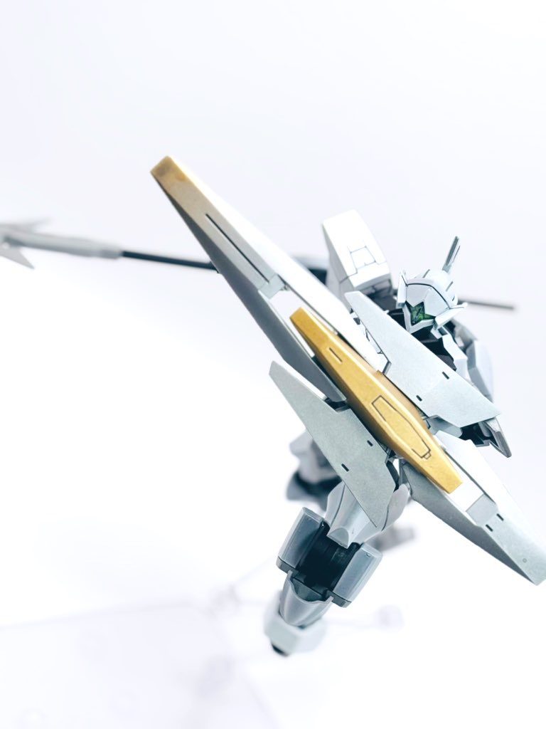 槍と盾はグラデーションにしました。綺麗ですね(自画自賛)