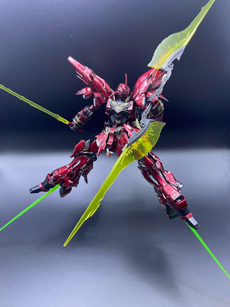 エゲツないビームサーベル!インファイト仕様なので(zaku-kao4)