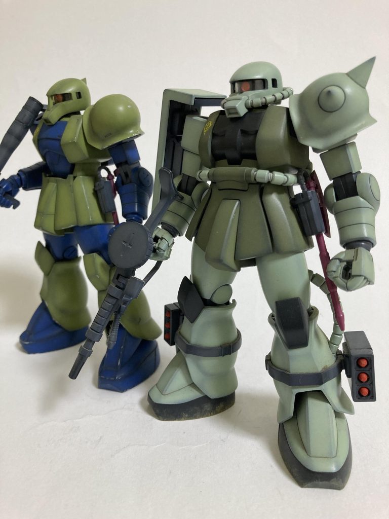 恒例のツーショット旧ザク先輩と