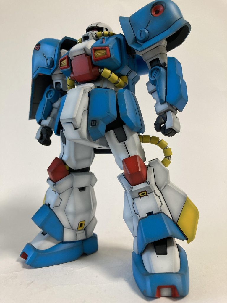 アムロ目線だとこんな感じ？他キットから握り手、平手を拝借…