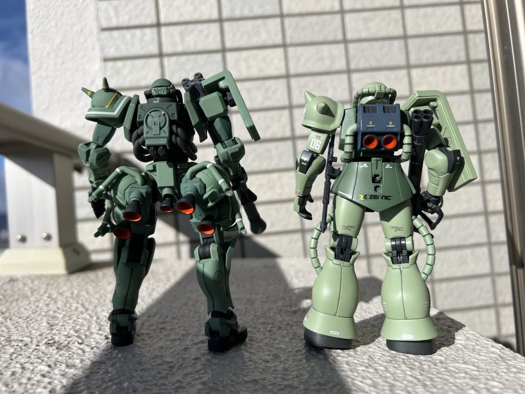 ザクⅡと2ショットどっちがどう。ではなくどっちも素晴らしいザクです(*'ω'*)