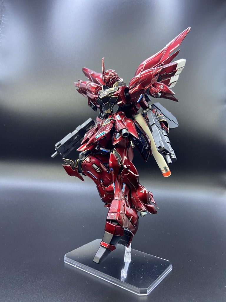 デザインコンセプトはアーマードコアだったりします。