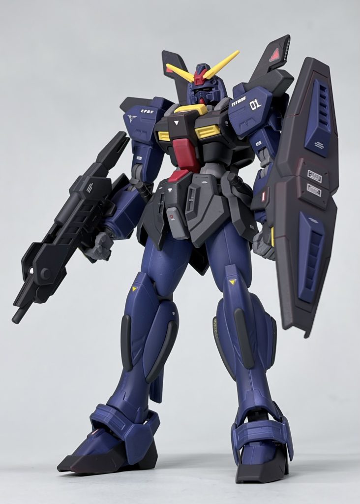 HG スターバーニングガンダムをティターンズカラーに全塗装しました。