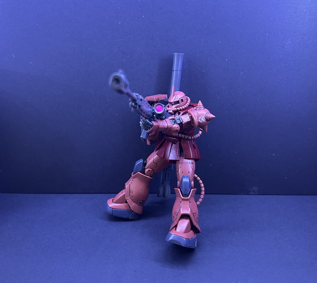 シャア専用ザクII–4枚目/制作者：ペーぺーモデラー