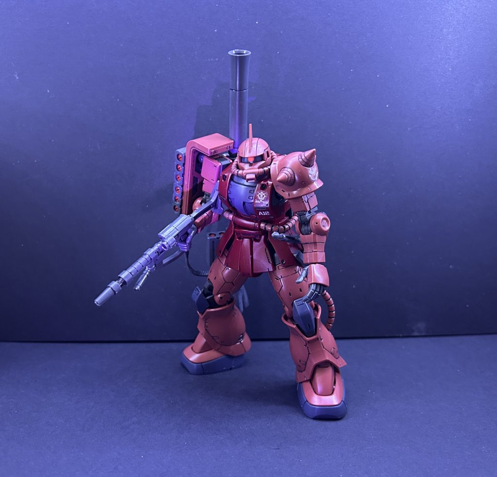 シャア専用ザクII–2枚目/制作者：ペーぺーモデラー