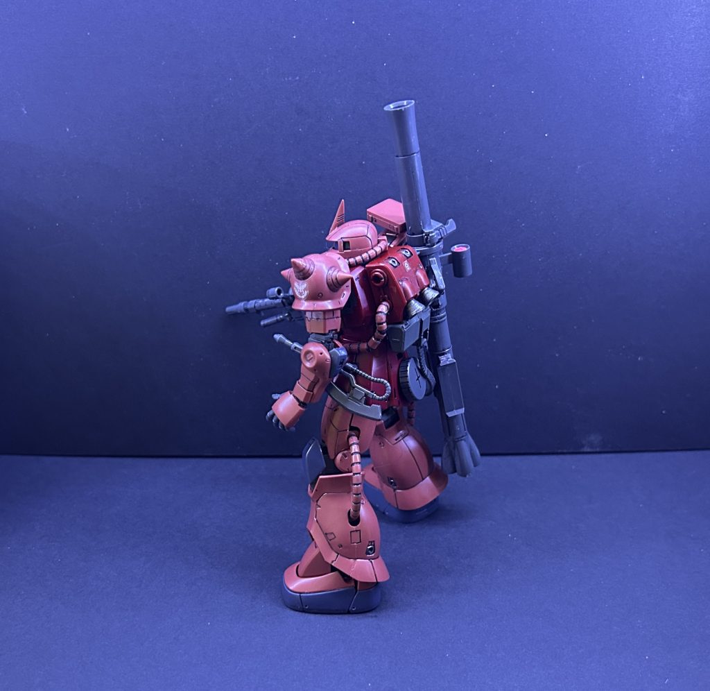 シャアザクはやっぱりカッコいいですね👍