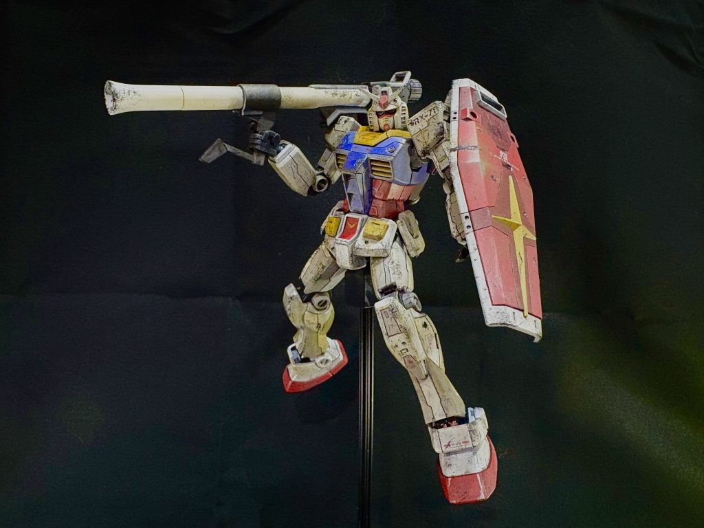 ファーストガンダムはガンダムバズーカがよく似合いますね