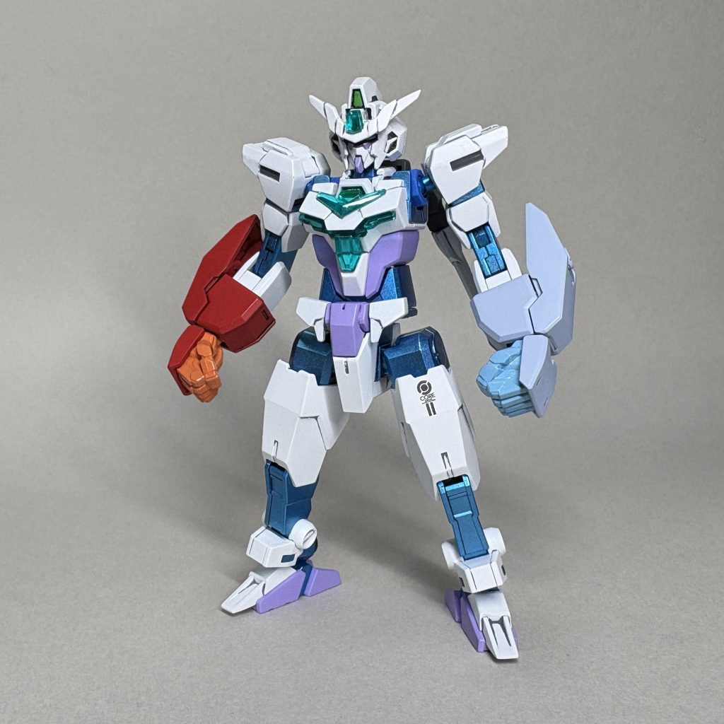 バーニングコアガンダム2(まえ)レイジやセカイの機体とバトルするために、格闘用アームユニットを装備した状態。(妄想設定)