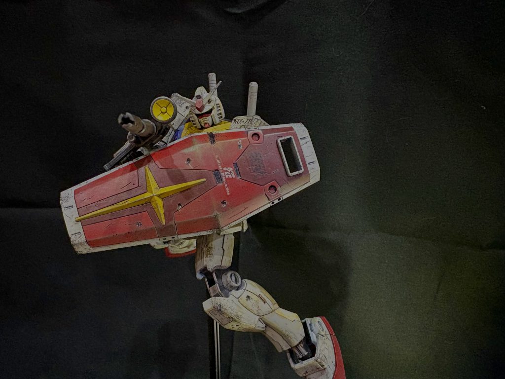 シールドに身を隠しながら射撃