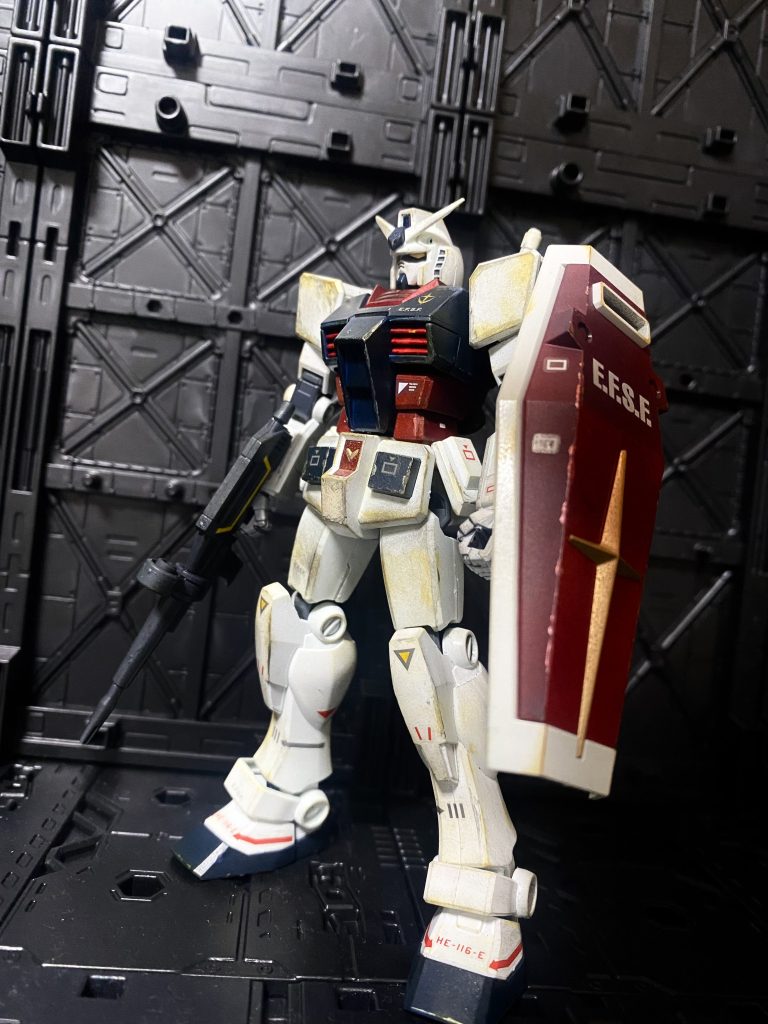 初めてウェザリングしたので加減がわからずちょっと汚しすぎた気もします😓