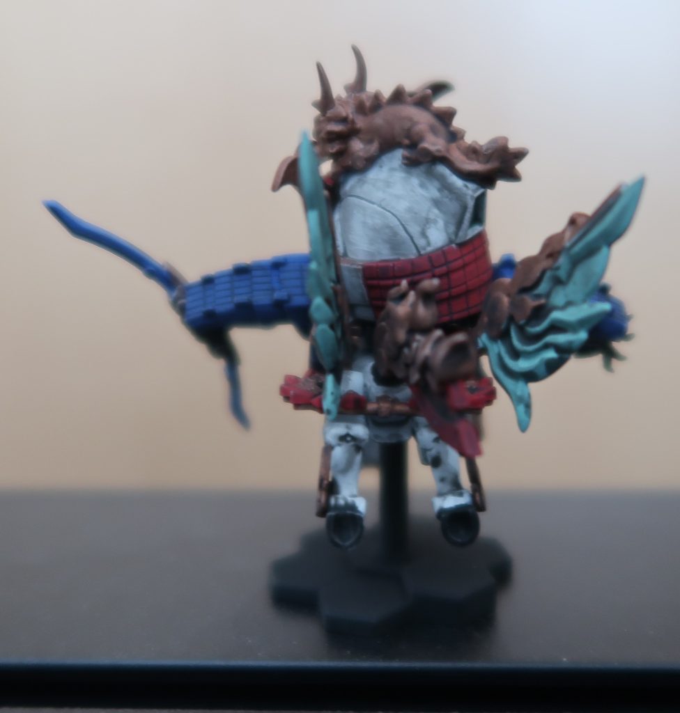 塗装後、「シタデルカラーナルンオイル」で全体墨入れ＆汚してます。