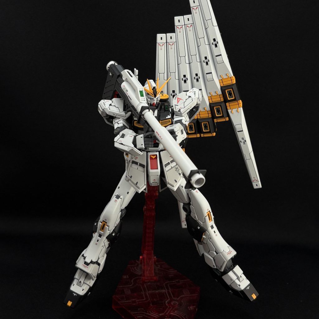 迷ったら、迷わず白と黒の王道コンビを使って見てください。そしてその黒には、EXブラックを選べば間違いありません。