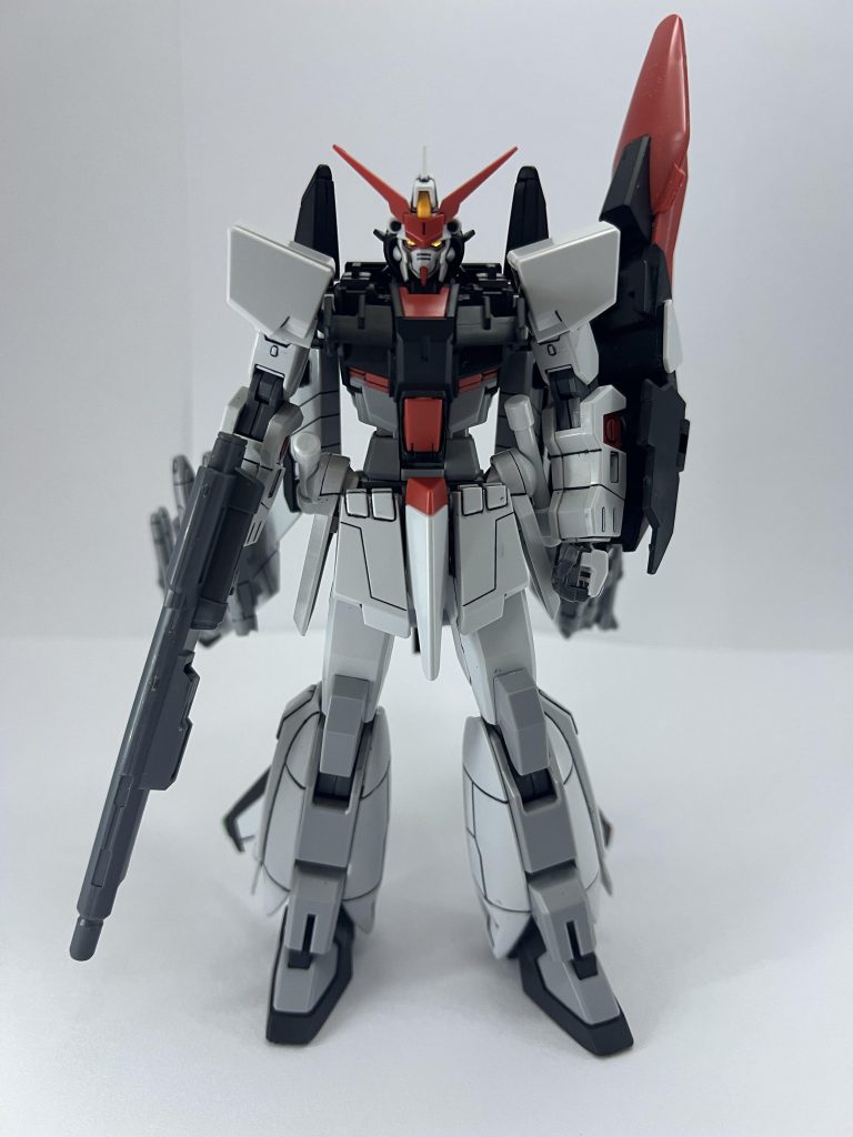 普通に主人公機って言われても違和感ないですね